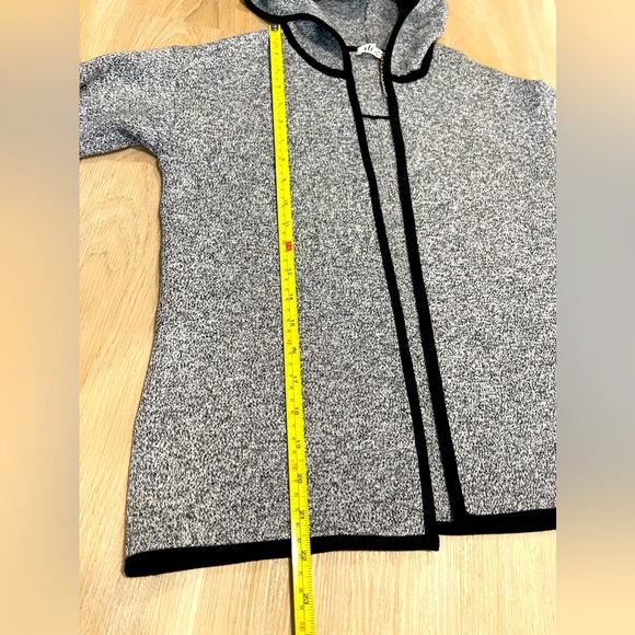 Sz.M/L-NWOT- DEX- Hooded Open Cardigan Grey w/Black Trim. - Picture 9 of 10